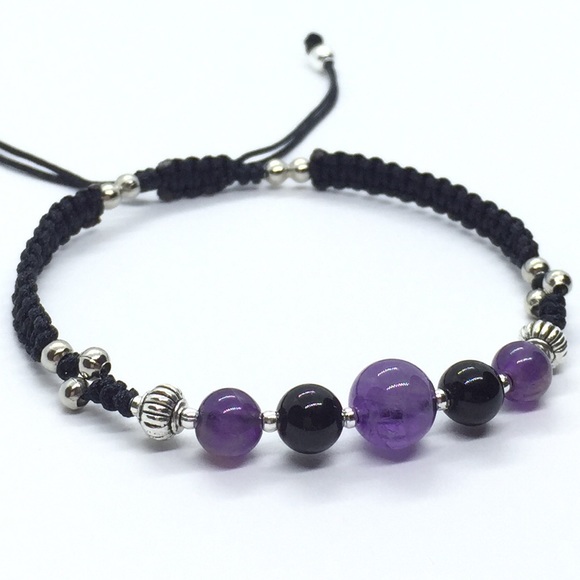 Amethyst & Onyx Bracelet - Picture 3 of 7